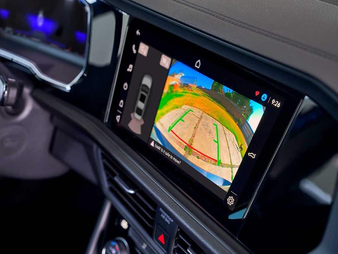 vw-jetta-2022-camara-reversa